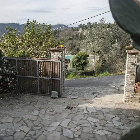 Casa Dei Limoni Apartment *