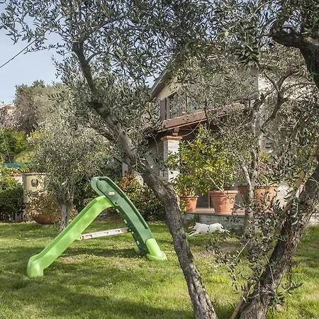 Casa Dei Limoni Follo Alto