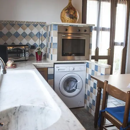 Casa Dei Limoni Apartment Follo Alto